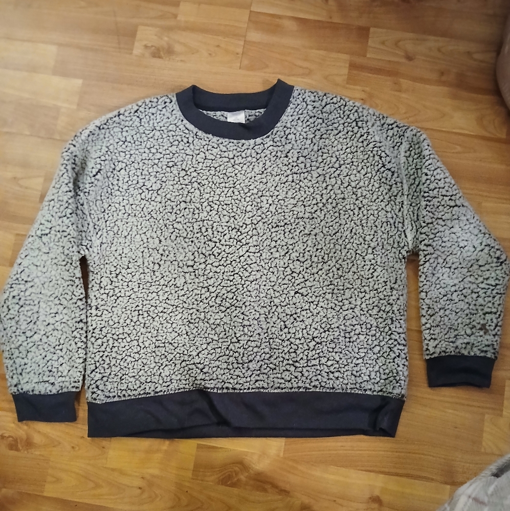 Sherpa style sweatshirt